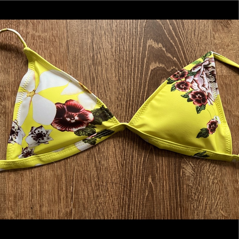 Floral bikini top